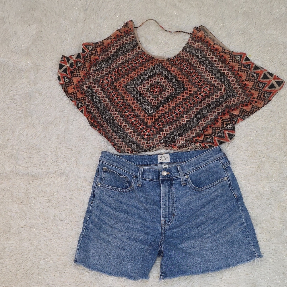 BOHO SUMMER BUNDLE |‎ Rue21 Aztec Batwing Top Size L & J.Crew Cut-Off Shorts 29